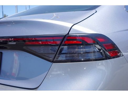 Used 2023 Honda Accord LX image 5
