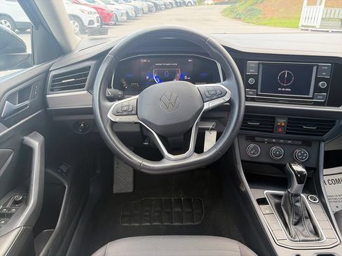 Used 2024 Volkswagen Jetta S FWD image 13