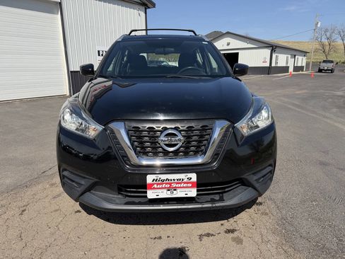 Used 2019 Nissan Kicks SV w/ Exterior Package FWD image 14