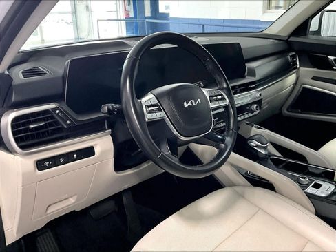 Used 2023 Kia Telluride S w/ S Sunroof Package AWD/4WD image 8