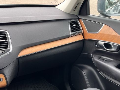 Used 2023 Volvo XC90 T8 Core image 13