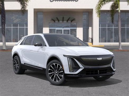 New 2026 Cadillac Lyriq Premium Sport image 7