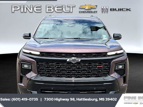 Used 2025 Chevrolet Traverse RS w/ LPO, Floor Liner Package image 3