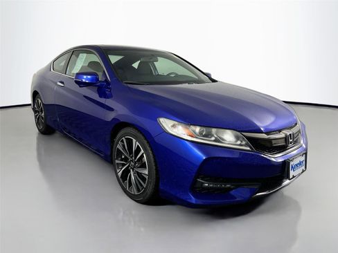 Used 2017 Honda Accord EX image 8