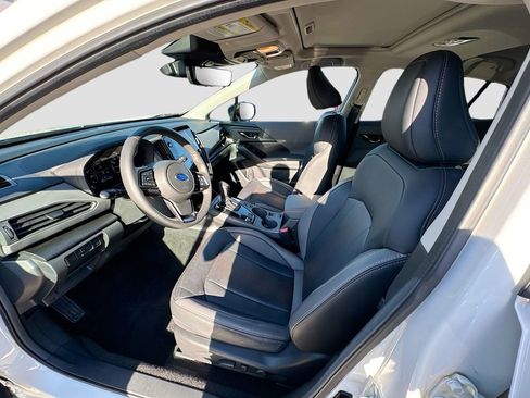 Certified 2025 Subaru Crosstrek 2.5i Limited w/ Crosstrek Mirror Package image 29