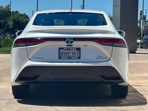 Certified 2021 Toyota Mirai w/ Advanced Technology Package RWD image 5