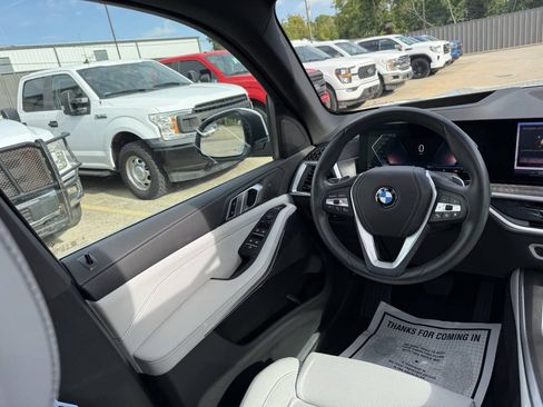 Used 2025 BMW X5 sDrive40i w/ Parking Assistance Package RWD image 19