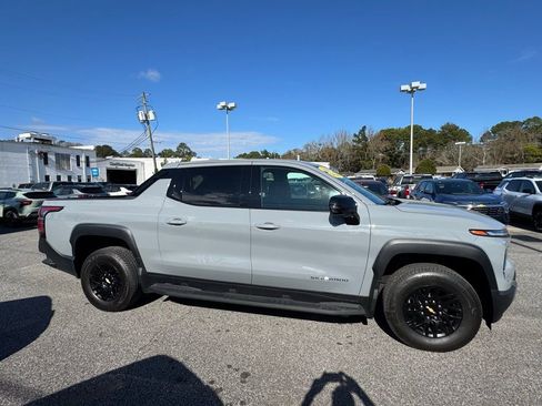 New 2026 Chevrolet Silverado EV LT w/ Plus Package image 6