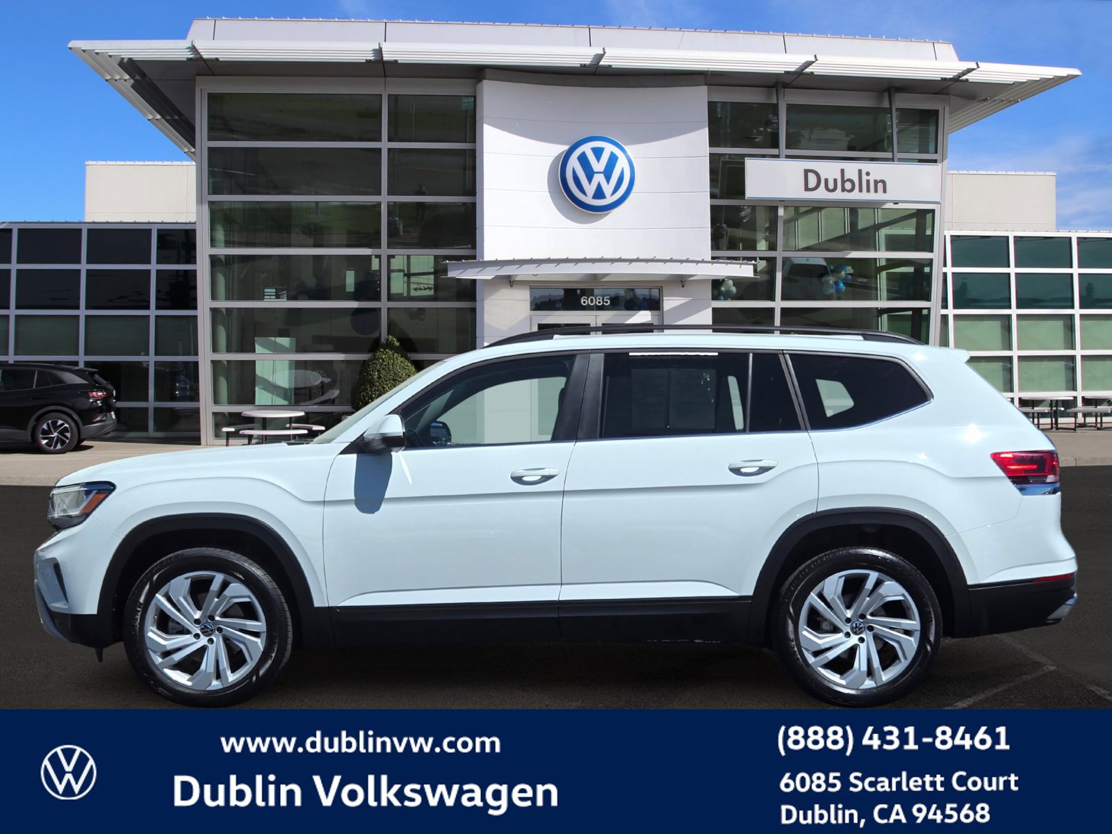 Certified 2023 Volkswagen Atlas SE w/ Panoramic Sunroof Package FWD image 7
