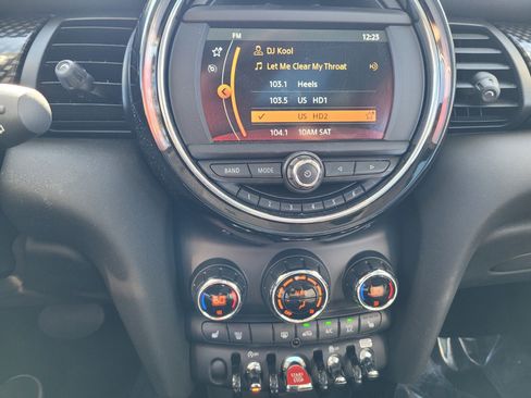 Used 2020 MINI Cooper S w/ Storage Package image 22