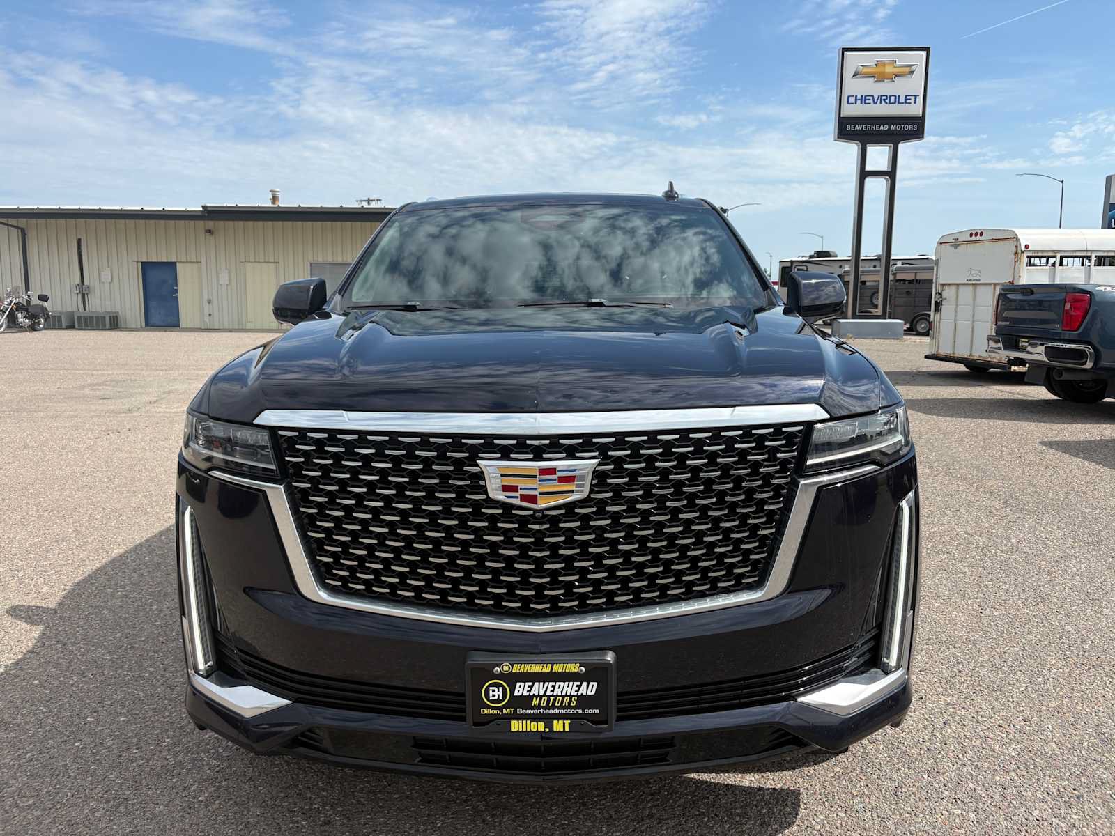 Used 2021 Cadillac Escalade ESV Premium Luxury w/ Driver Assist Tech Package AWD/4WD image 12