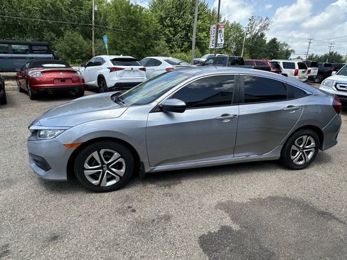 Used 2017 Honda Civic LX image 3