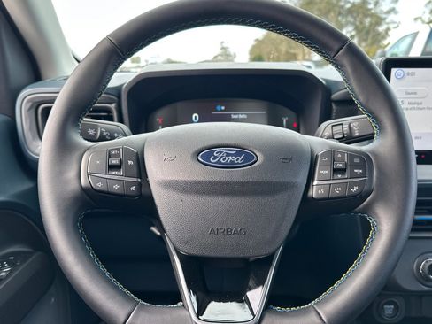 New 2026 Ford Maverick Lobo AWD/4WD image 28