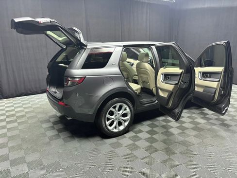 Used 2016 Land Rover Discovery Sport HSE image 22