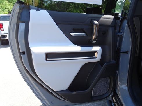 New 2025 GMC Hummer EV 3X w/ Extreme Off-Road Package image 29