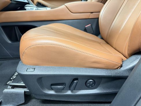 Used 2023 INFINITI QX60 Sensory w/ Vision Package AWD/4WD image 7