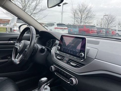 Used 2024 Nissan Altima 2.5 SR image 29