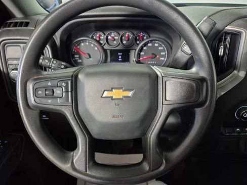 Certified 2025 Chevrolet Silverado 1500 W/T RWD image 9