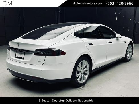 Used 2014 Tesla Model S 85 RWD image 7