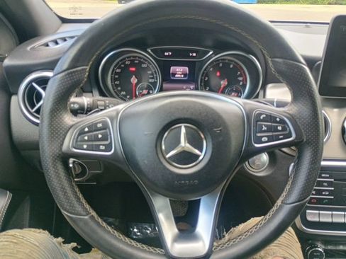 Used 2018 Mercedes-Benz GLA 250 4MATIC image 27