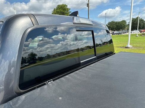 Used 2019 Toyota Tacoma SR5 image 12