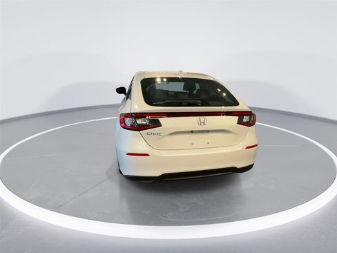 Used 2022 Honda Civic EX-L image 6