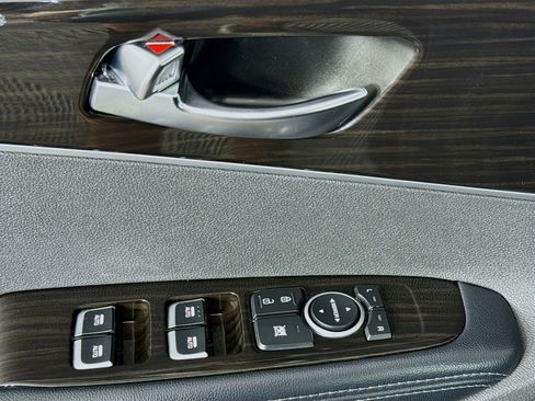 Used 2020 Kia Sorento EX image 23