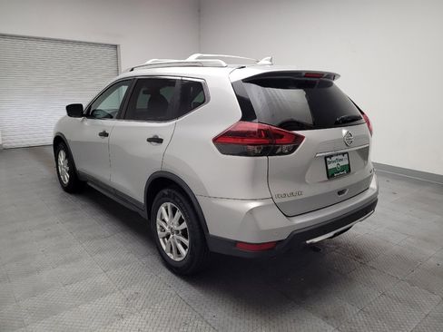 Used 2019 Nissan Rogue SV FWD image 5