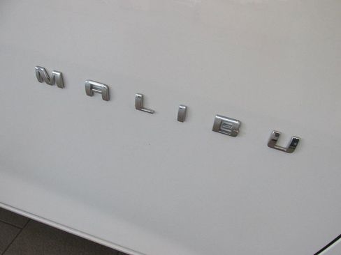 Used 2024 Chevrolet Malibu LT image 10