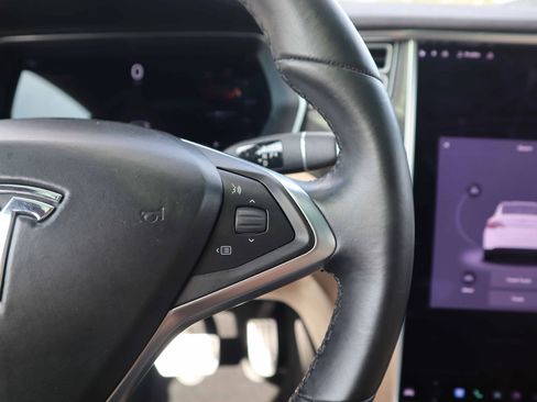 Used 2016 Tesla Model X Performance image 20