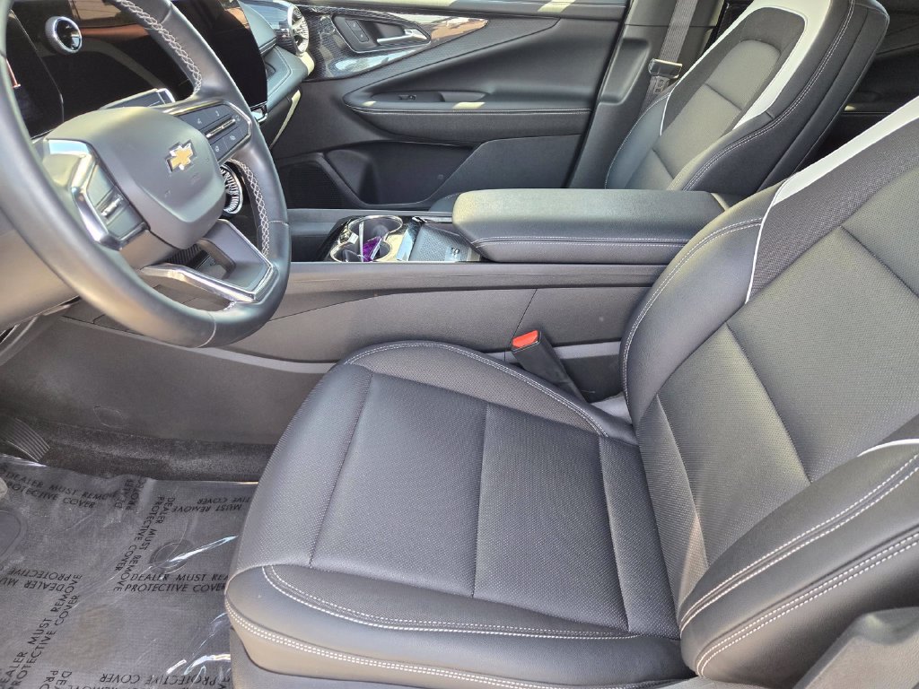 Used 2024 Chevrolet Blazer EV LT AWD/4WD image 14