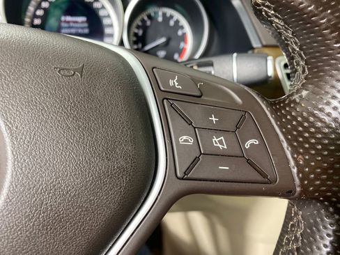 Used 2015 Mercedes-Benz E 350 Sedan image 15