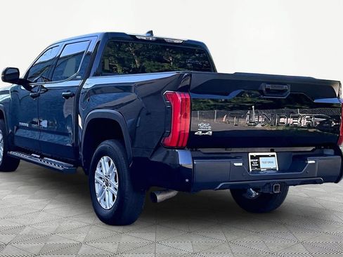 Used 2023 Toyota Tundra SR5 w/ SR5 Convenience Package AWD/4WD image 12