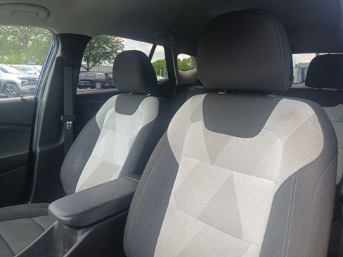 Used 2024 Chevrolet Trax LS FWD image 14