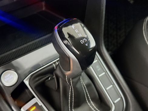 Used 2023 Volkswagen Tiguan SE image 23