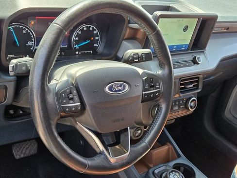 Used 2022 Ford Maverick Lariat w/ Lariat Luxury Package FWD image 19