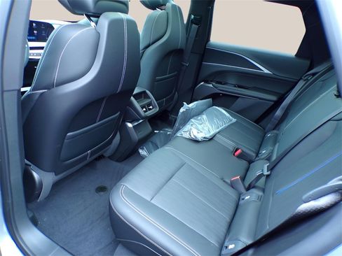 New 2025 Cadillac Lyriq Sport image 7