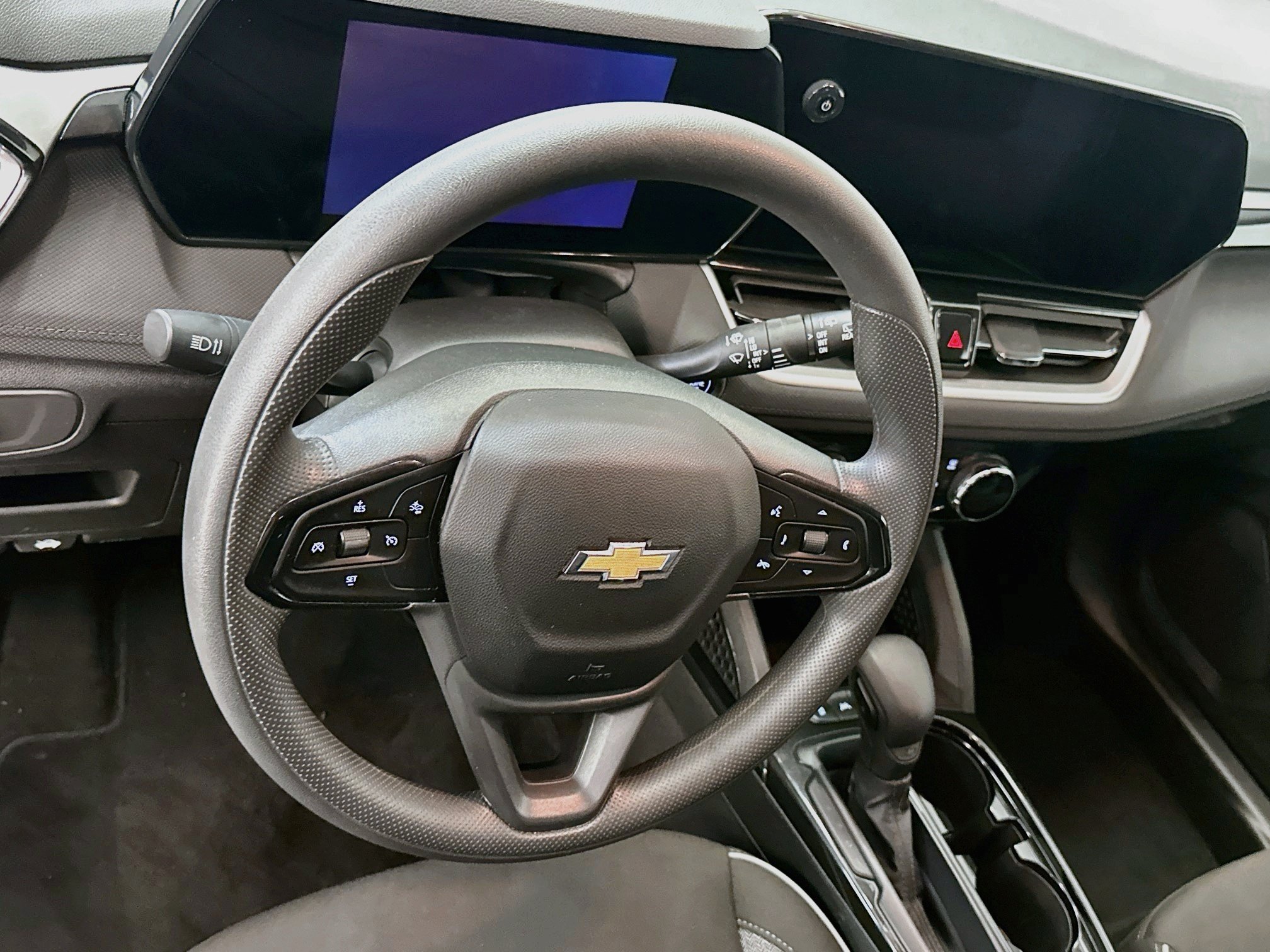 Used 2025 Chevrolet TrailBlazer LT AWD/4WD image 18