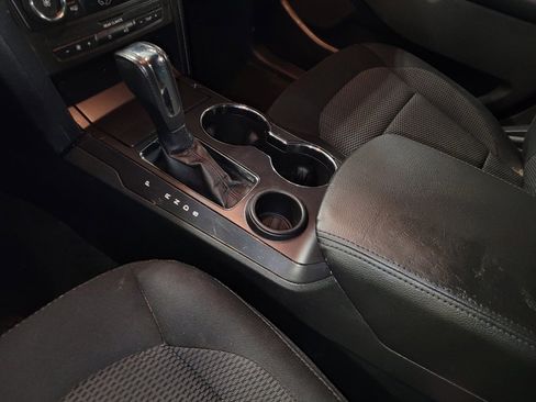 Used 2017 Ford Explorer XLT FWD image 26