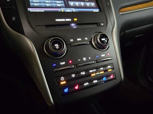 Used 2015 Lincoln MKC AWD w/ Equipment Group 102A Reserve image 26