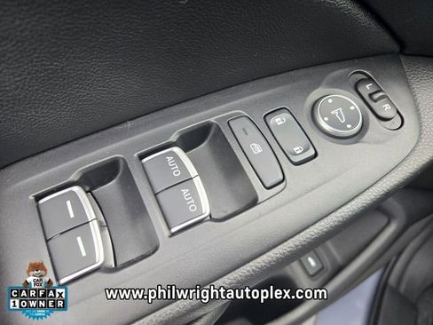 Used 2021 Honda Accord Touring image 31