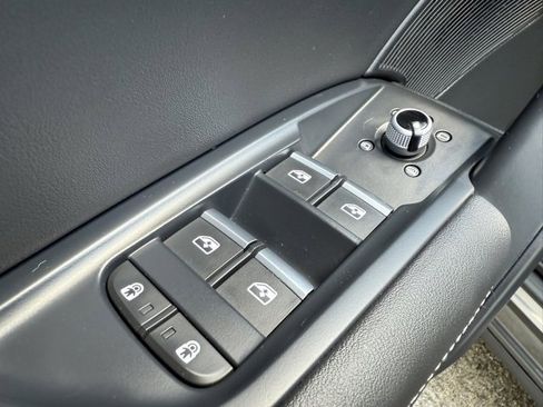 Used 2022 Audi Q5 2.0T Premium Plus w/ Premium Plus Package image 15