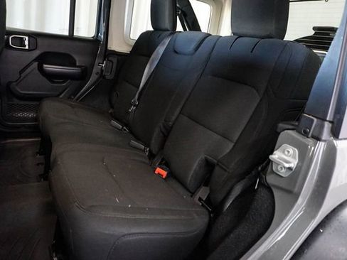 Used 2019 Jeep Wrangler Unlimited Sport S image 11