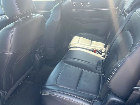 Used 2017 Ford Explorer Limited image 15