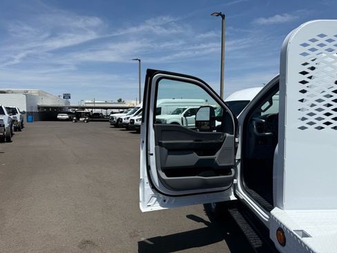 New 2026 Ford F550 2WD Regular Cab Super Duty image 13