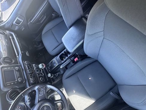 Used 2020 Jeep Wrangler Unlimited Sport AWD/4WD image 15