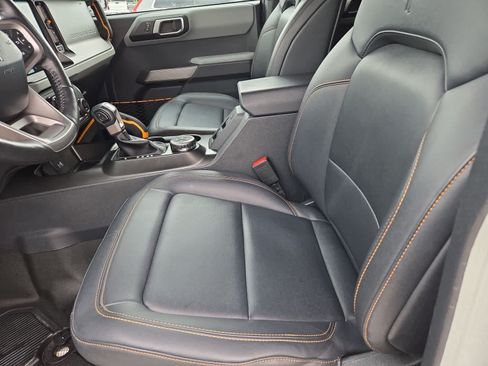 Used 2022 Ford Bronco Badlands AWD/4WD image 15