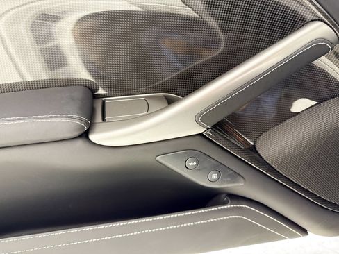 Certified 2017 Ferrari F12 Berlinetta RWD image 15