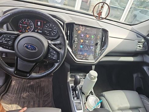 Used 2024 Subaru Ascent Onyx Edition AWD/4WD image 6