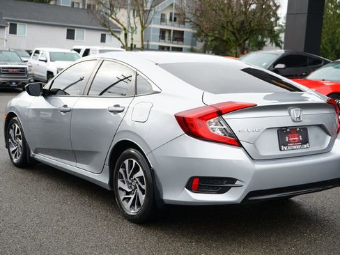 Used 2016 Honda Civic EX image 3